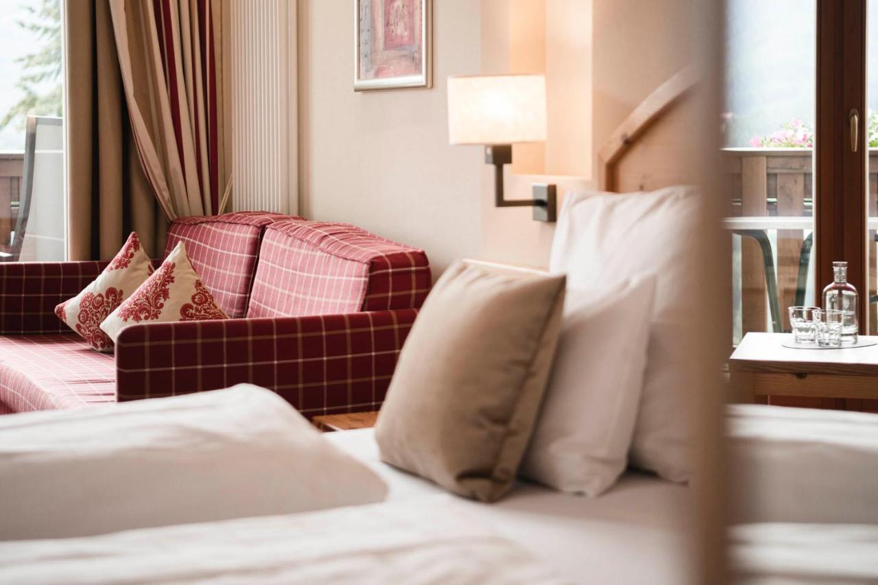 Hotel Waldhof 佩尔卡 外观 照片