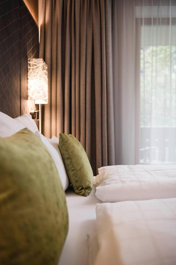 Hotel Waldhof 佩尔卡 外观 照片